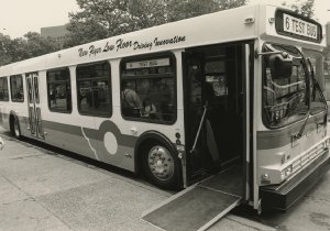 Low Floor Bus3